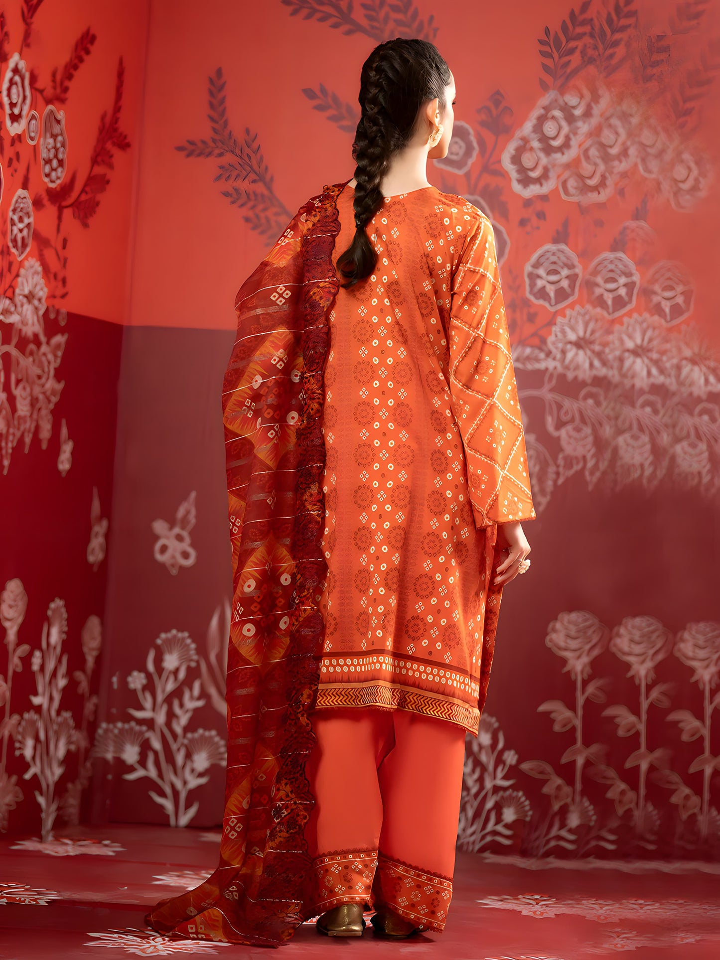 Unstitched Lawn 3-Piece Ensemble with Exquisite Digital Print