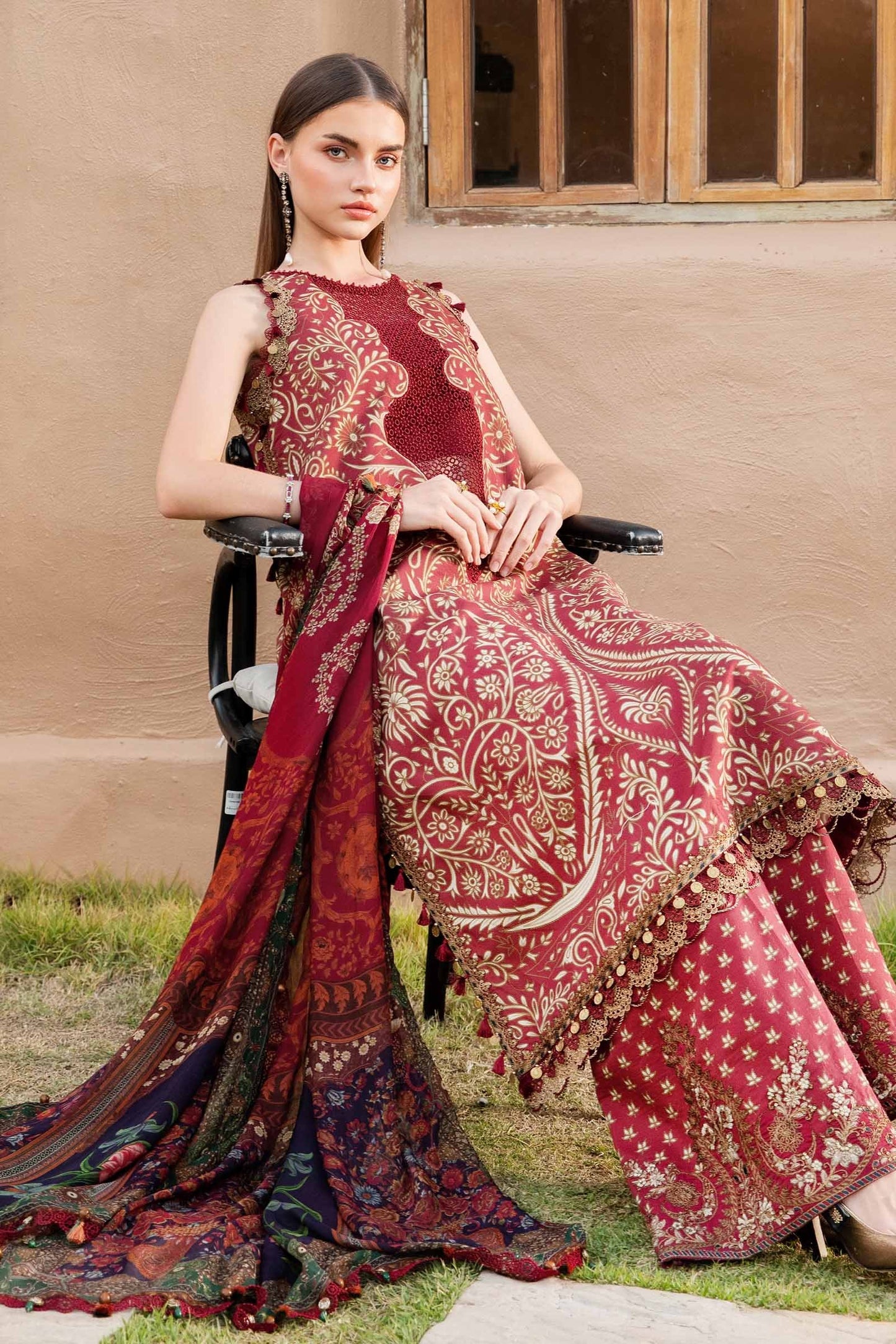 Digital Lawn 3-Piece Print Set with Bana Dora Voile Dupatta