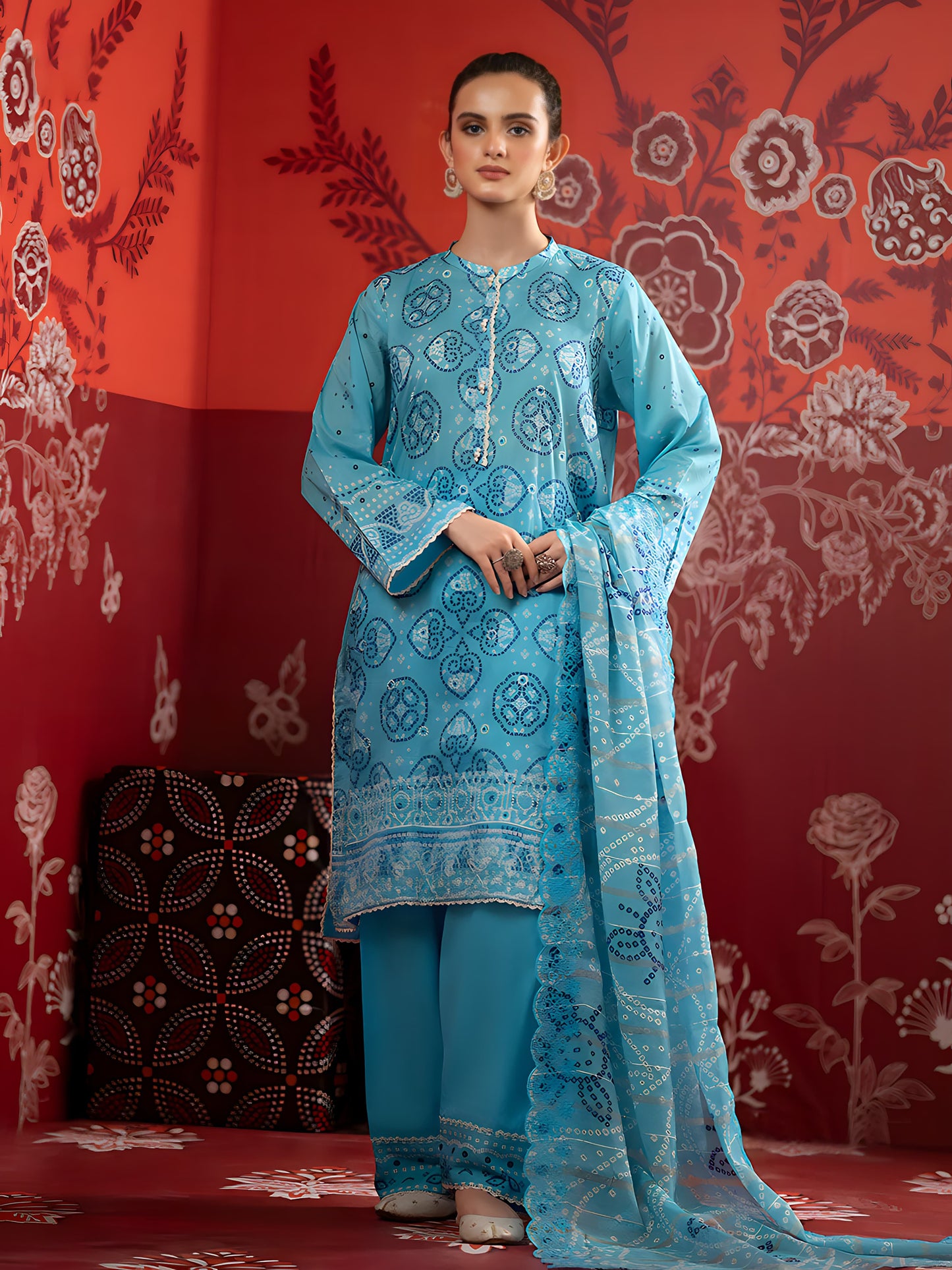 Unstitched Lawn 3-Piece Ensemble with Exquisite Digital Print