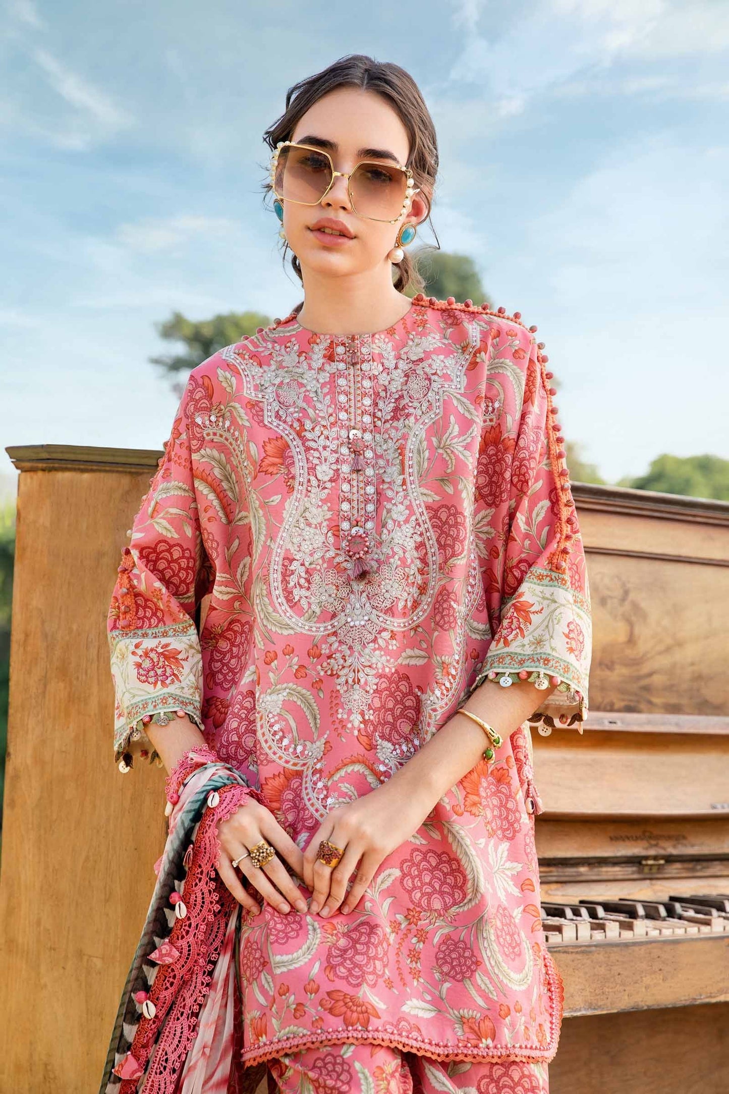 Digital Lawn 3-Piece Print Set with Bana Dora Voile Dupatta