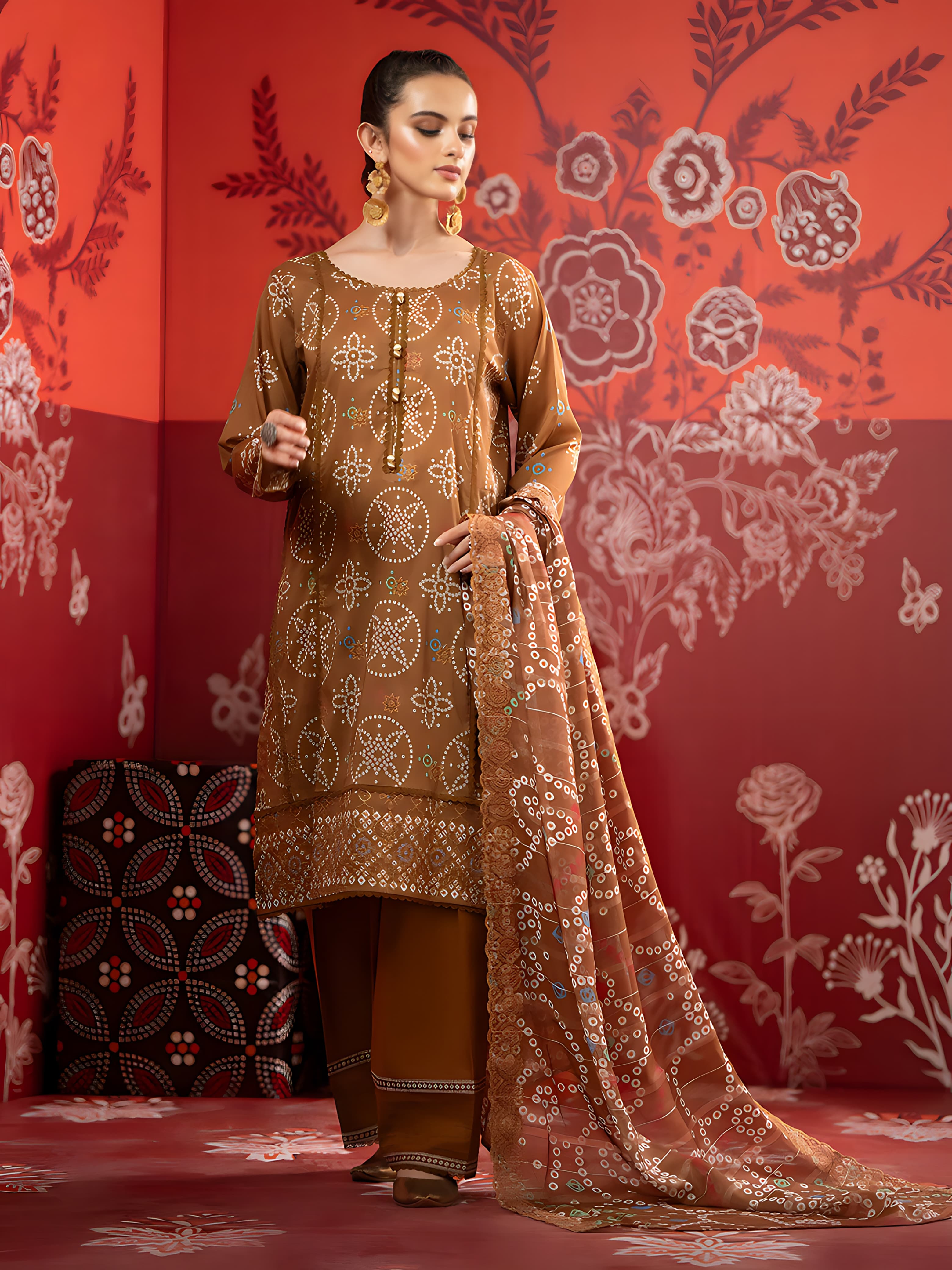 Lakhany: Unstitched Lawn 3-Piece Ensemble with Exquisite Digital Print