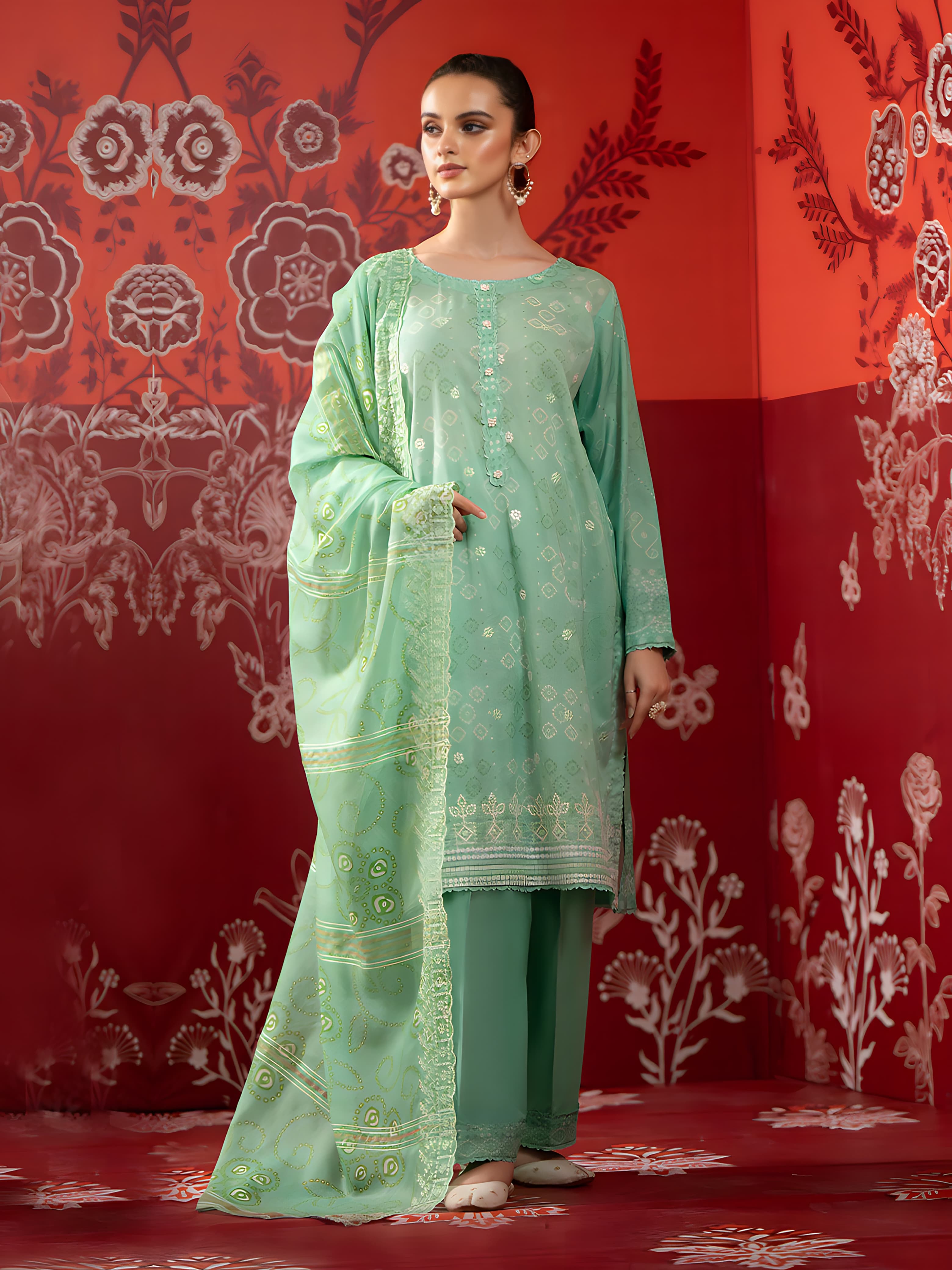 Lakhany: Unstitched Lawn 3-Piece Ensemble with Exquisite Digital Print