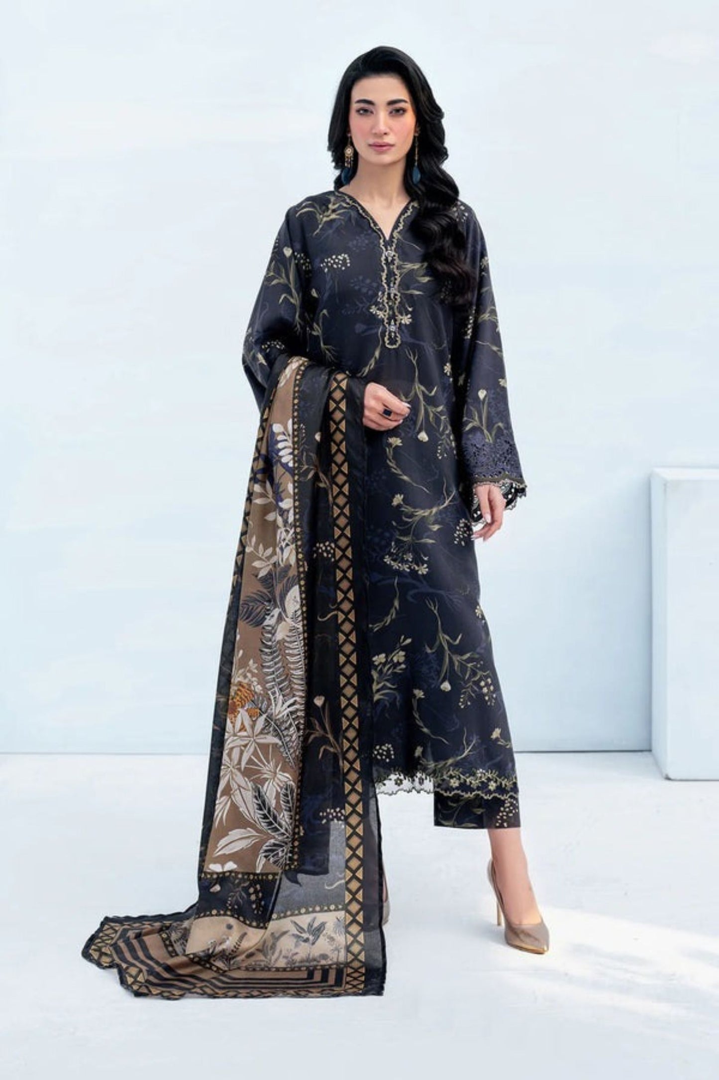Digital Lawn 3-Piece Set – Bana Dora Prints with Voile Zari Dupatta