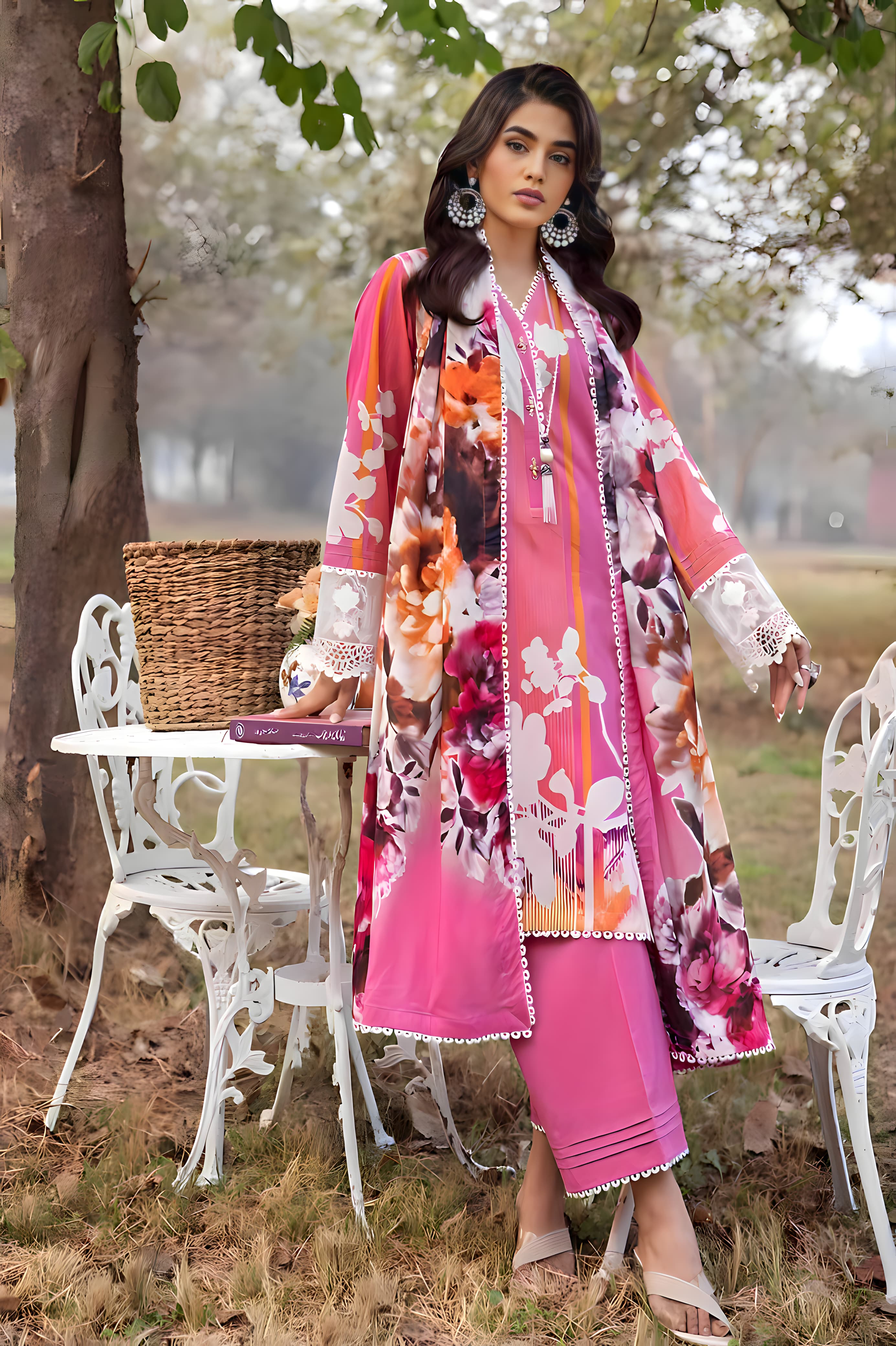 Gul Ahmed: All-Over Digital Printed Lawn 3-Piece Unstitched Ensemble - Elevate Your Style