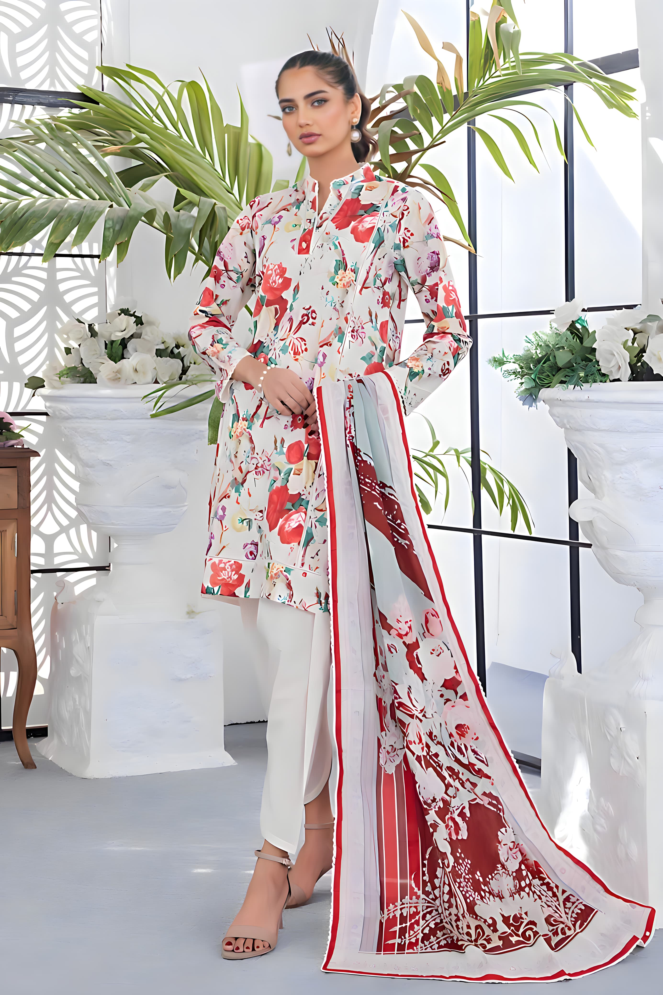 Gul Ahmed: All-Over Digital Printed Lawn 3-Piece Unstitched Ensemble - Elevate Your Style