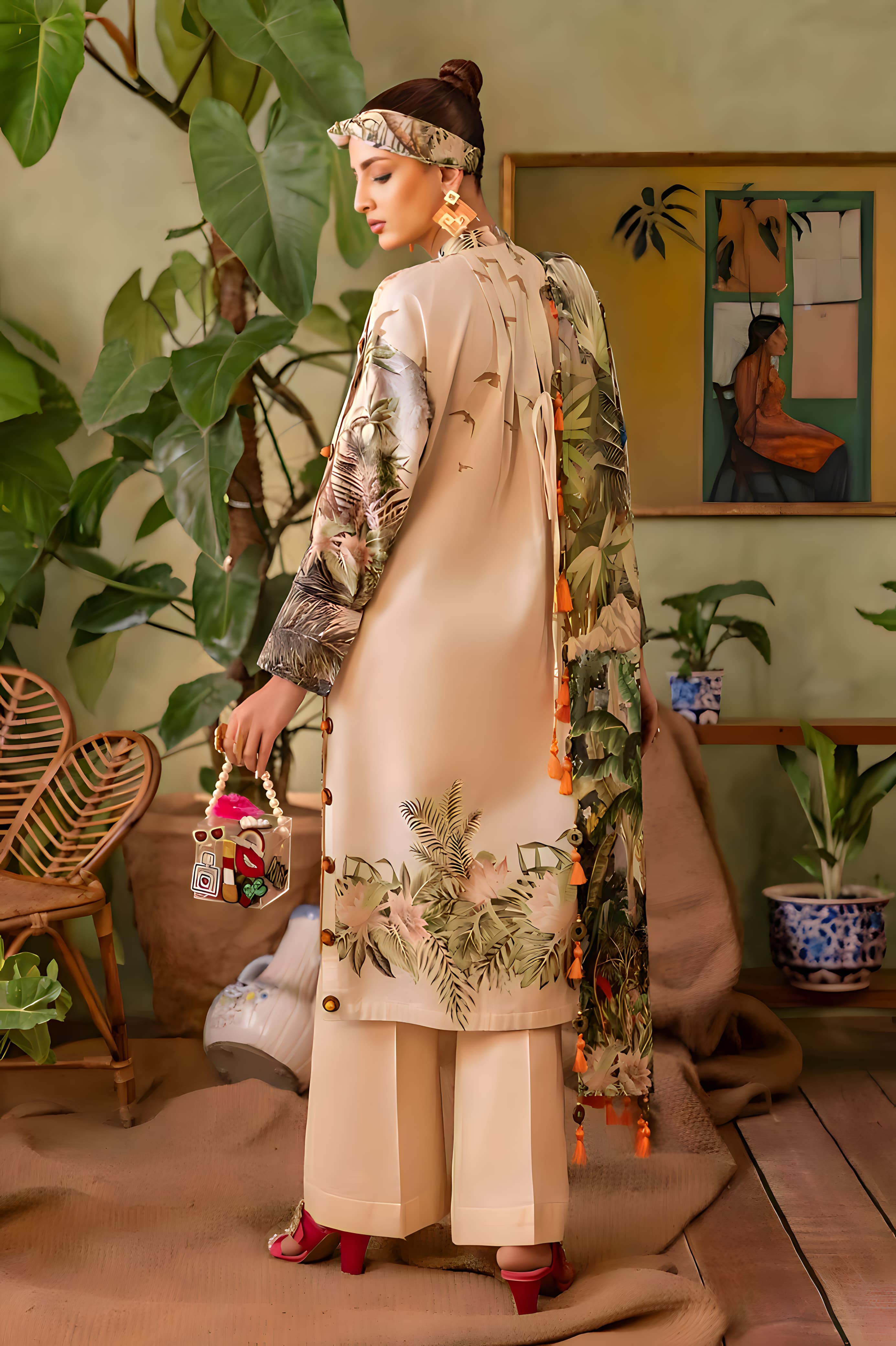 Gul Ahmed: All-Over Digital Printed Lawn 3-Piece Unstitched Ensemble - Elevate Your Style