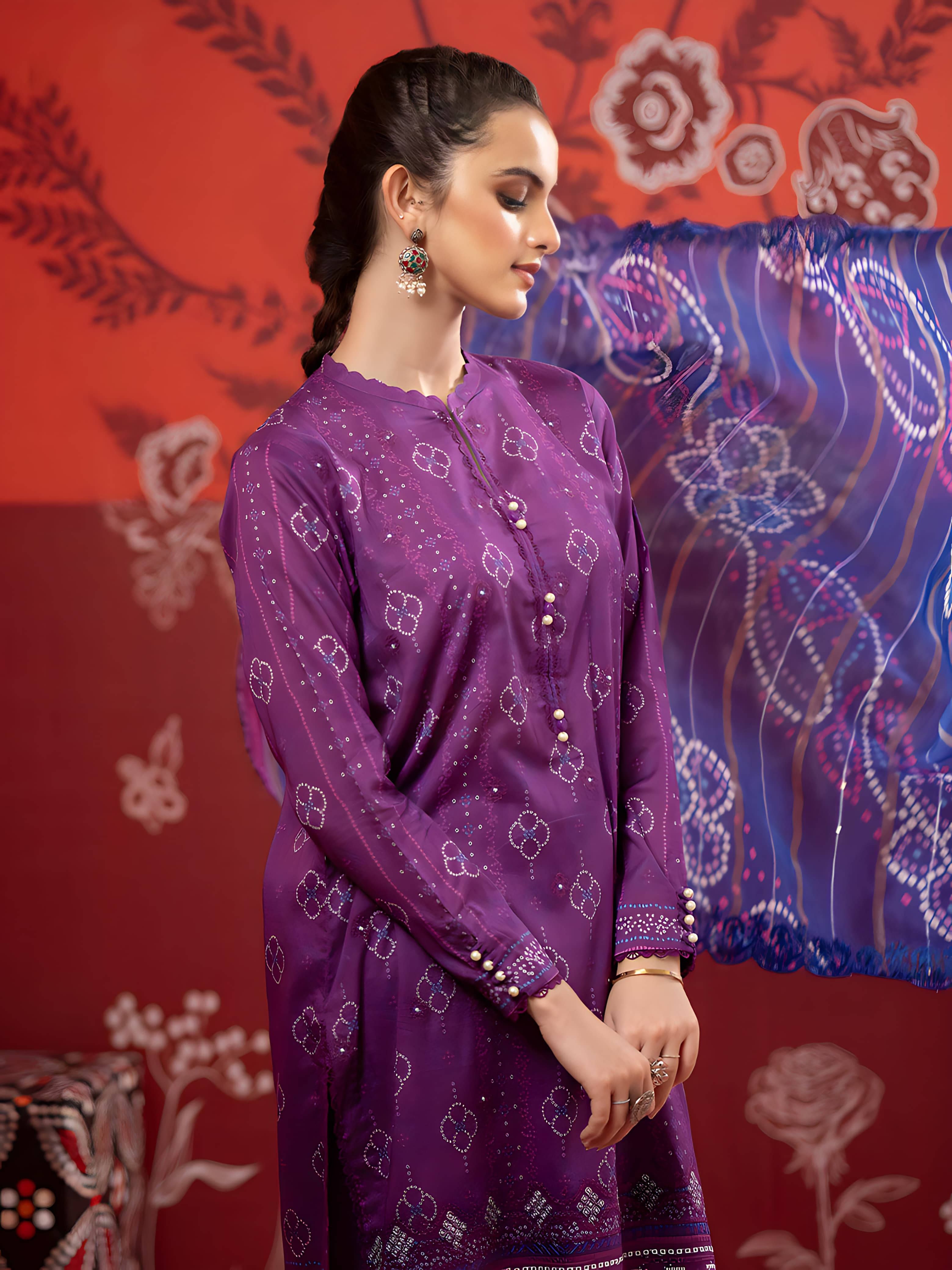 Lakhany: Unstitched Lawn 3-Piece Ensemble with Exquisite Digital Print