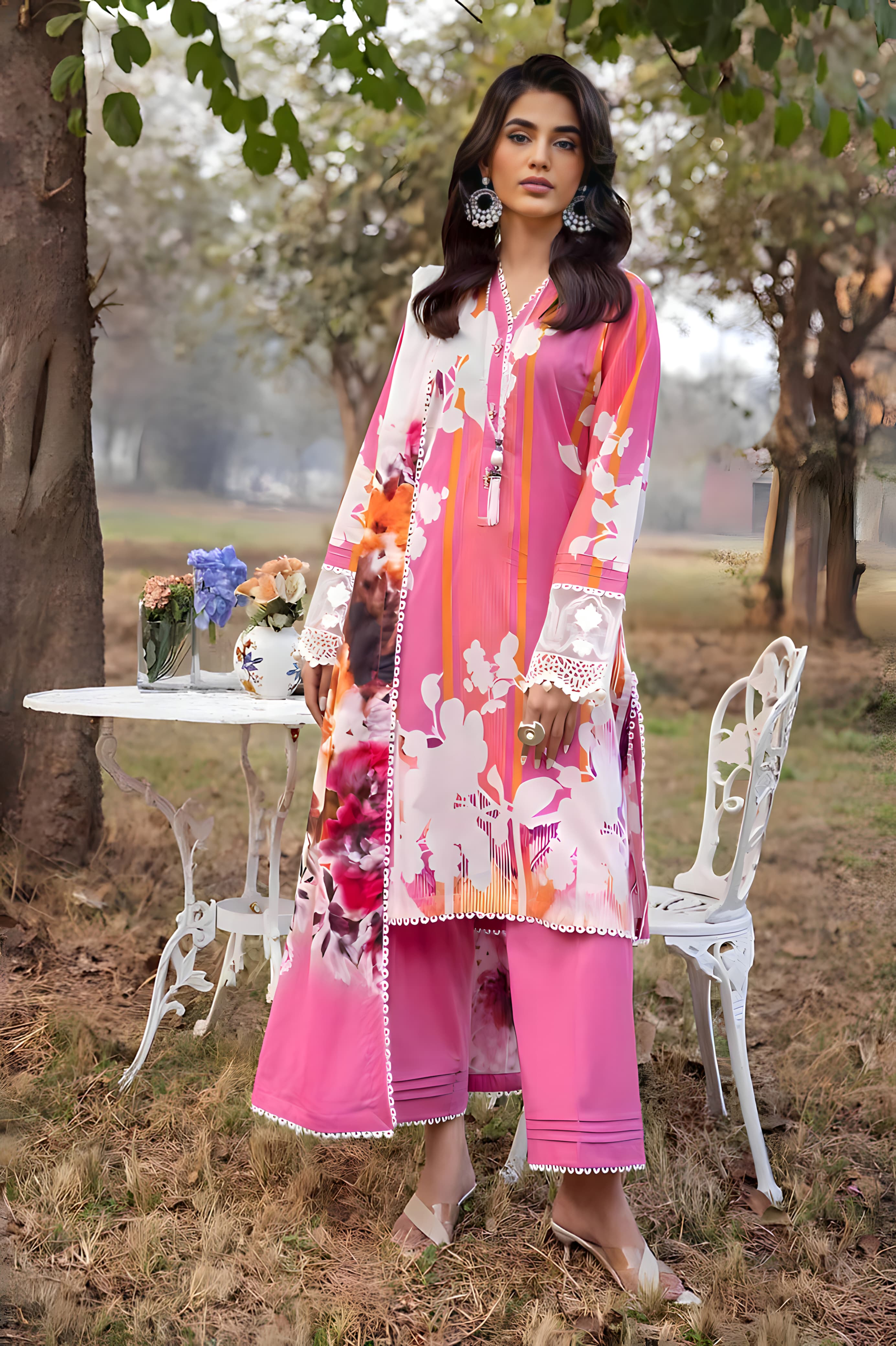 Gul Ahmed: All-Over Digital Printed Lawn 3-Piece Unstitched Ensemble - Elevate Your Style