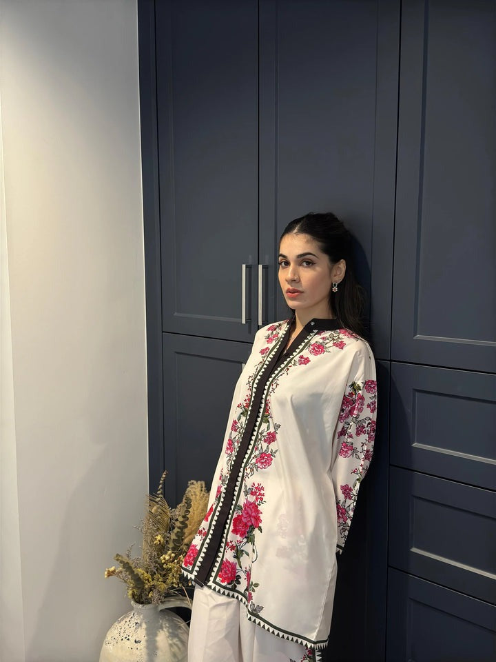 Digital Lawn 3-Piece Set – Bana Dora Prints with Voile Dupatta