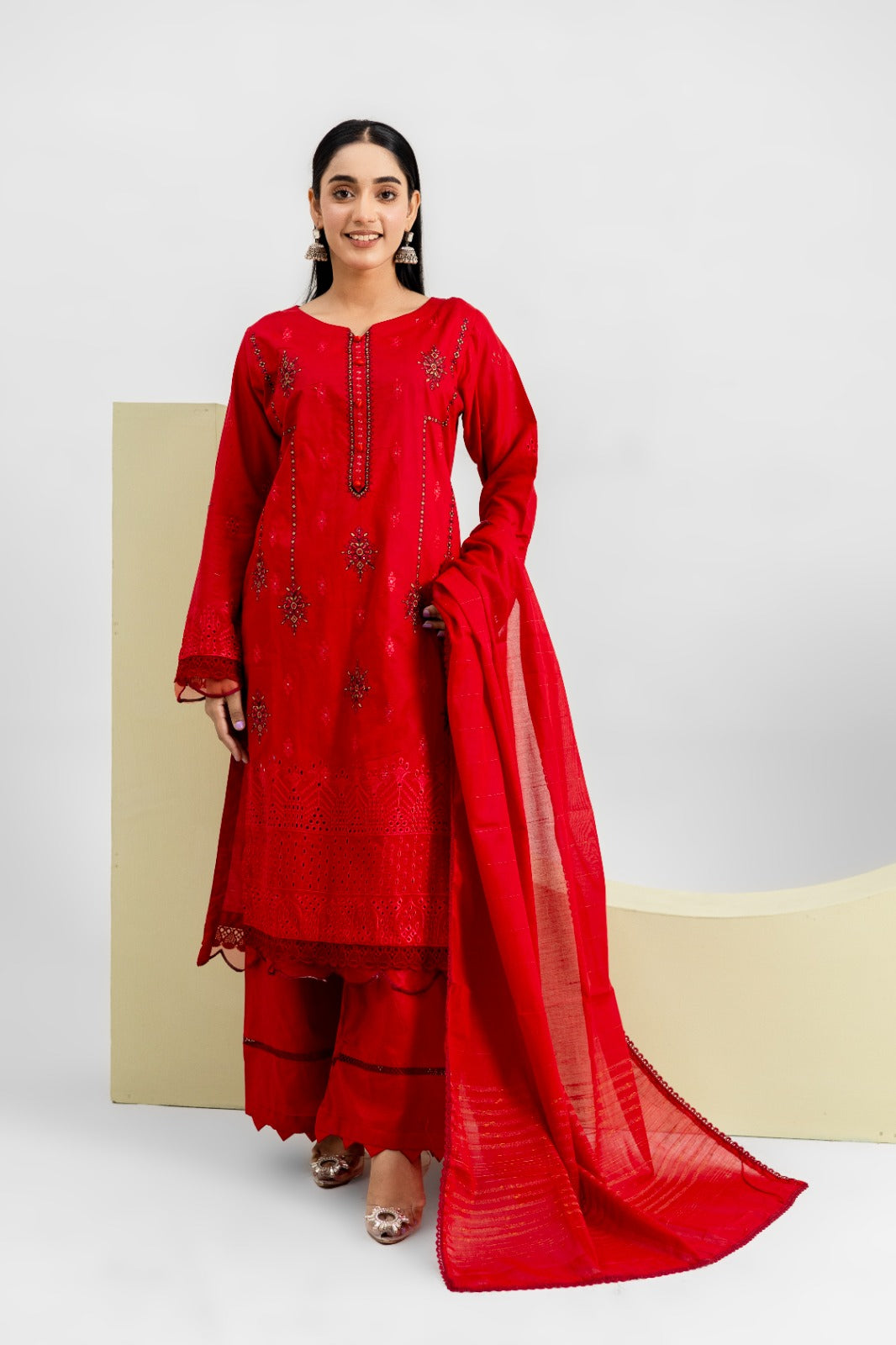 Premium Embroidery Lawn With Chikankari : 3-Piece Unstitched Elegance